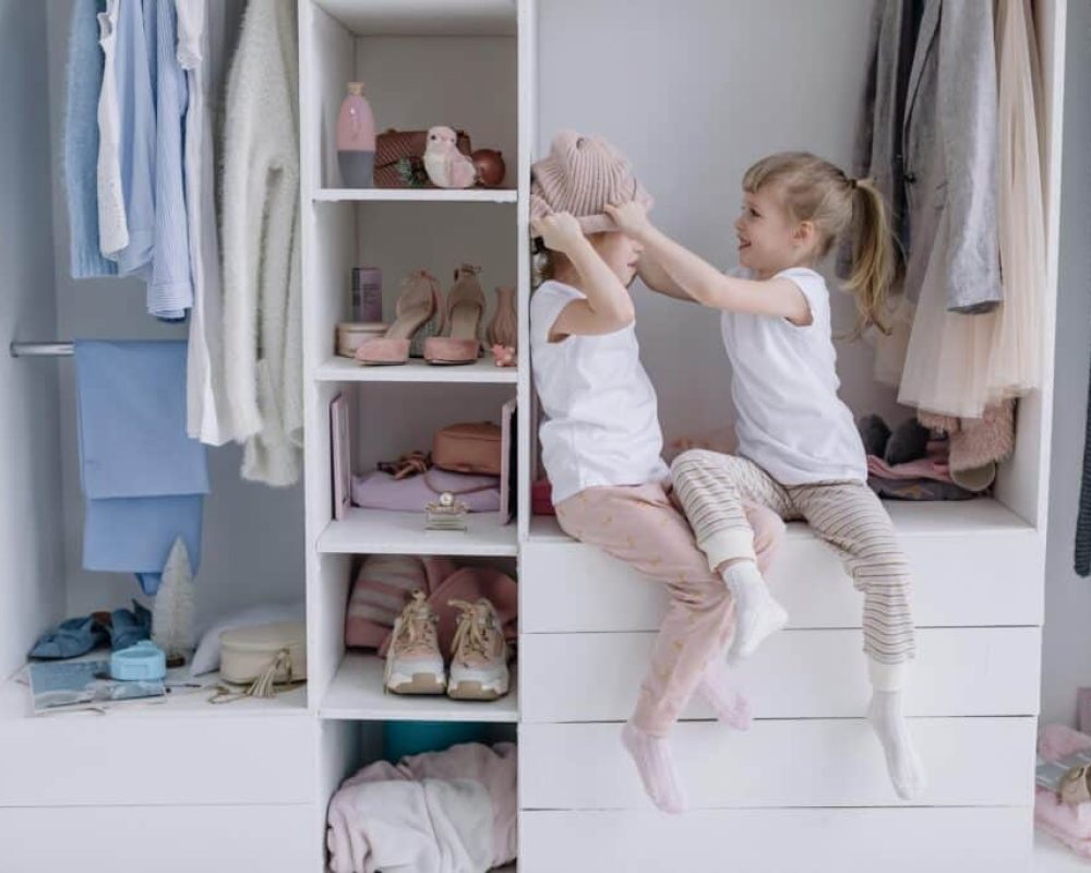 custom-closet-ideas-bedroom-closets-2-min-1024x683-1